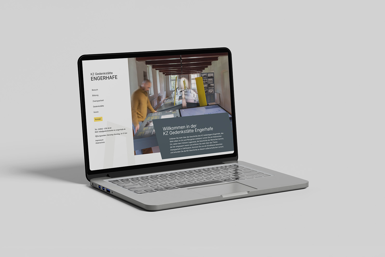 Website und Recherchedatenbank der KZ-Gedenkstätte Engerhafe auf dem Laptop
